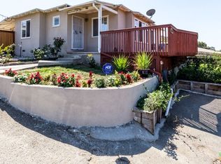 444 Rancho Vista Rd, Vista, CA 92083