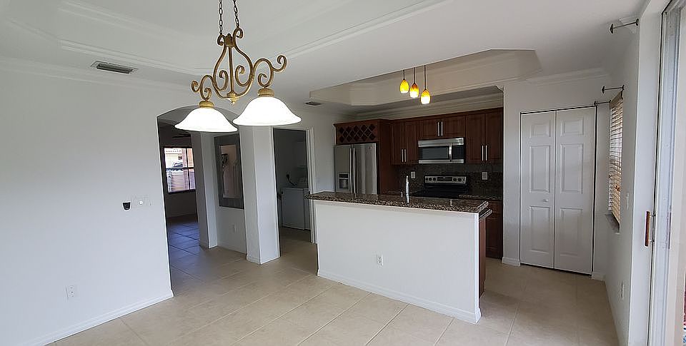 1st image of 4955 Windward Way