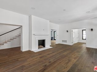 2031 N Oxford Ave, Los Angeles, CA 90027