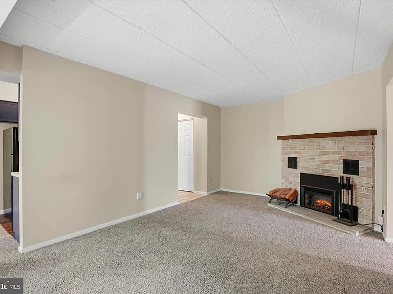 623 Washington Pl — Photo 11