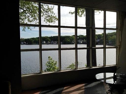 2nd image of 17 Canna Dr