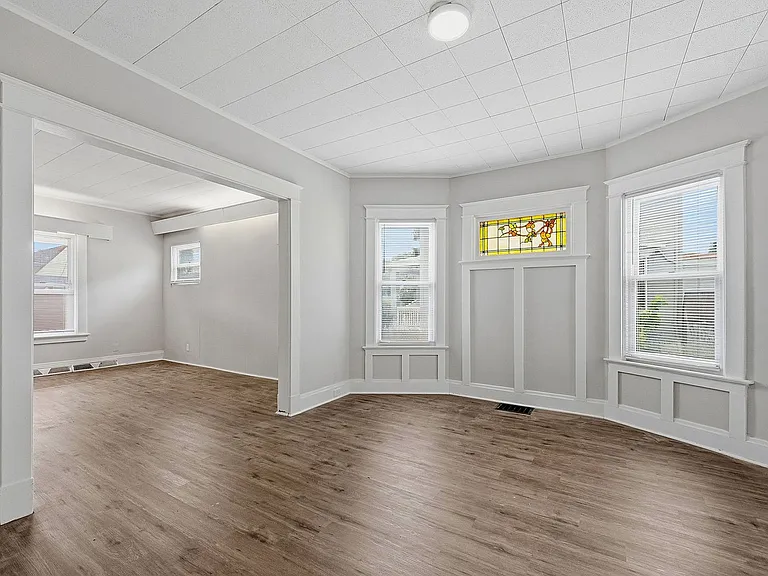 3713 Frances Ave — Photo 16