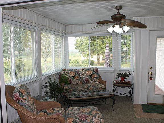 3rd image of 6210 Parker Ln