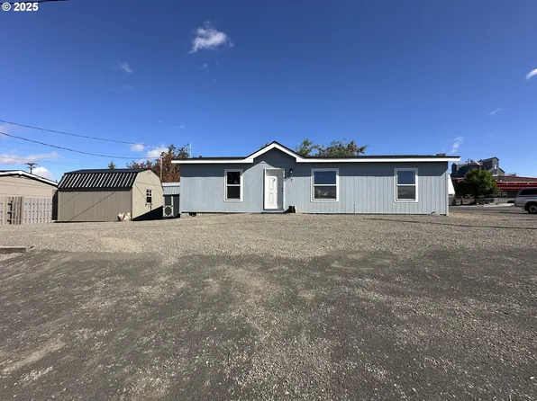 107 Frazer St, Condon, OR 97823