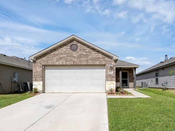25248 Pomegranate Pl