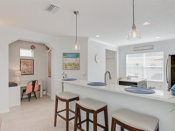 4th image of 12722 Shimmering Oak Cir