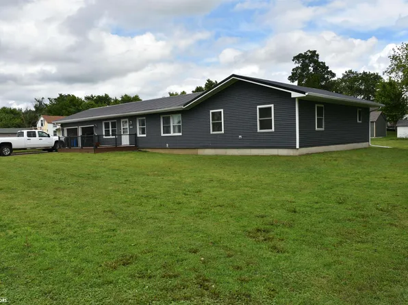 2013 14th Ave, Eldora, IA 50627