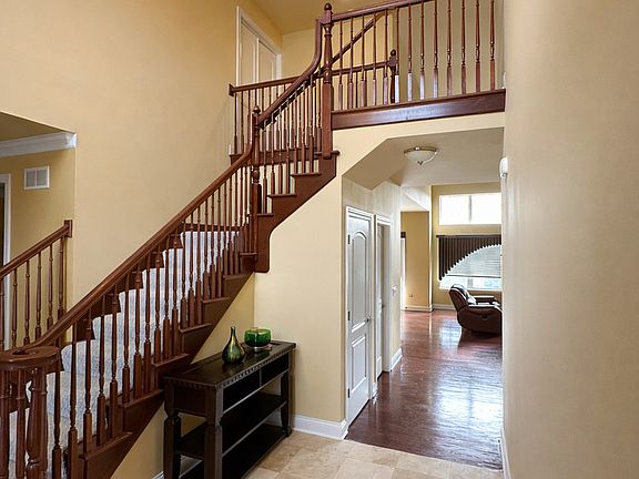 3rd image of 4304 Champion Rd