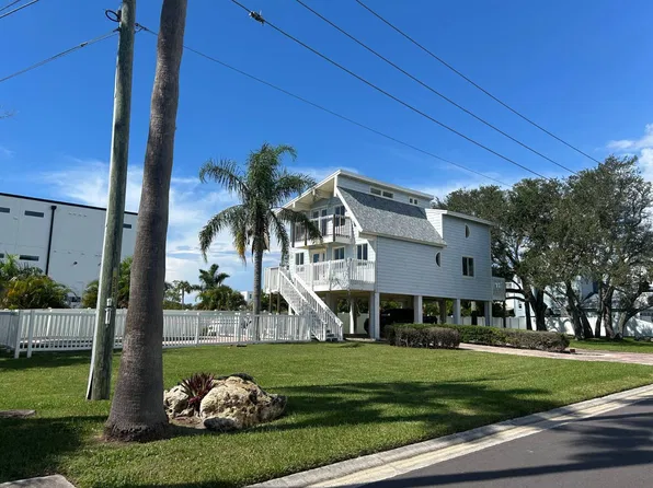 7400 140th St, Seminole, FL 33776
