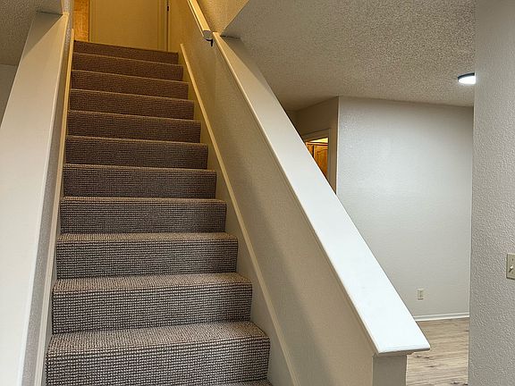 5th image of 401 W Winston St
