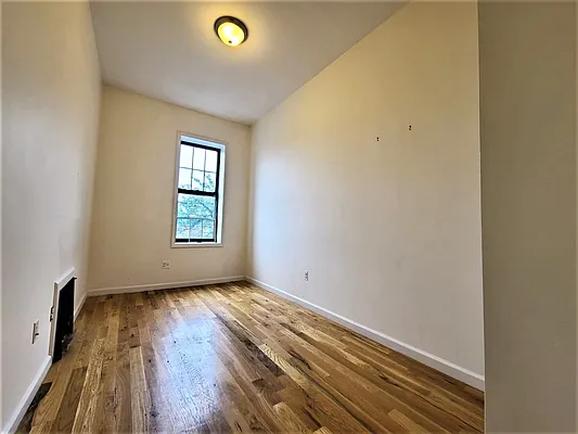 Rented by Oxford Property Group | media 20