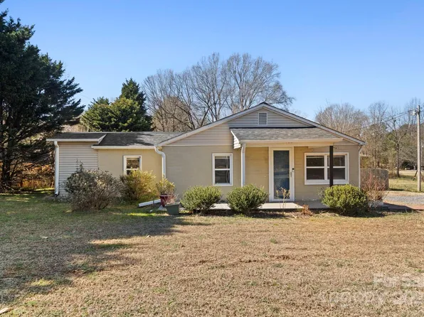 413 Shinnville Rd, Mooresville, NC 28115
