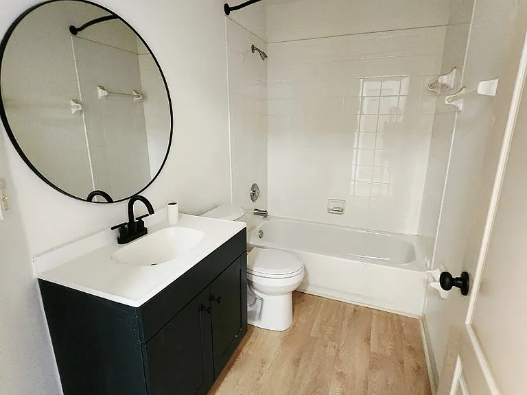 3333 Keswick Ct — Photo 9