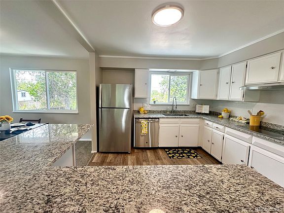 2nd image of 925 W 101st Avenue