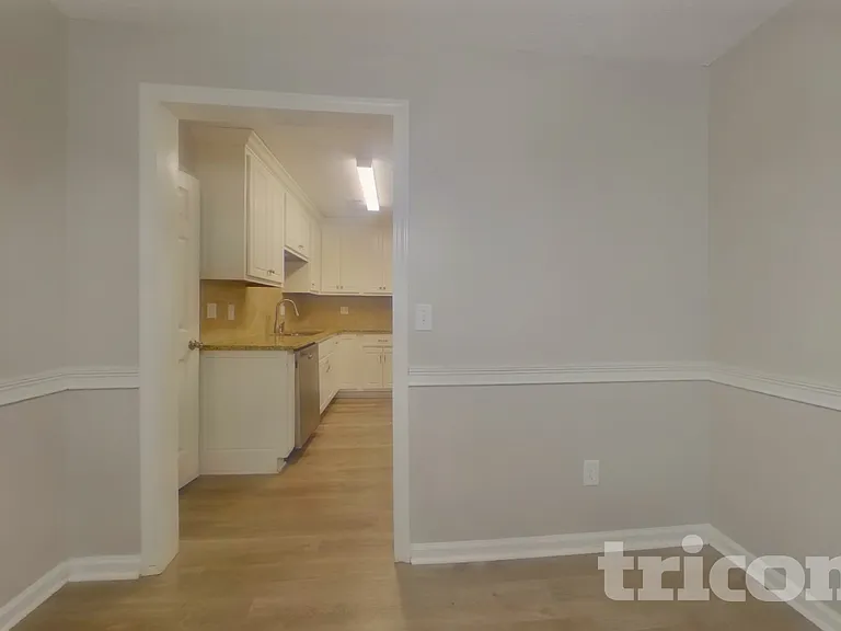 1182 Plunkett Way — Photo 4