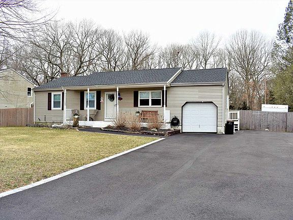 2nd image of 152 Smithtown Polk Blvd