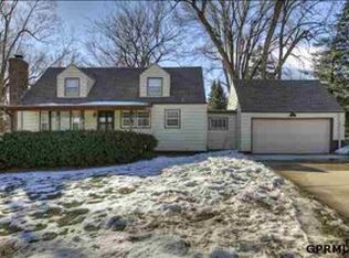 7607 Graceland Dr, Omaha, NE 68134