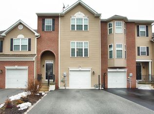 5399 W Spring Ridge Dr, Lower Macungie Township, PA 18062