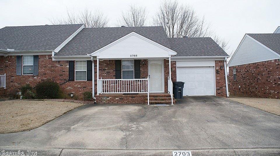 1st image of 2703 Oak Meadow Pl