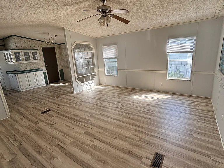 3951 S Mentor Ave #70 — Photo 9
