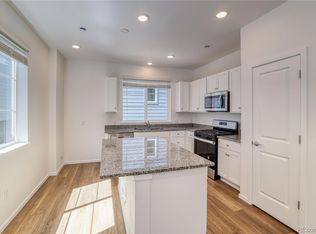 23950 E 41st Ave, Aurora, CO 80019