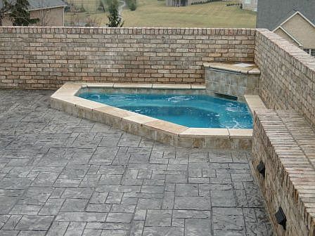 4th image of 2612 Grand Oaks Dr