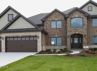 24231 S Sunset Lakes Dr, Manhattan, IL 60442