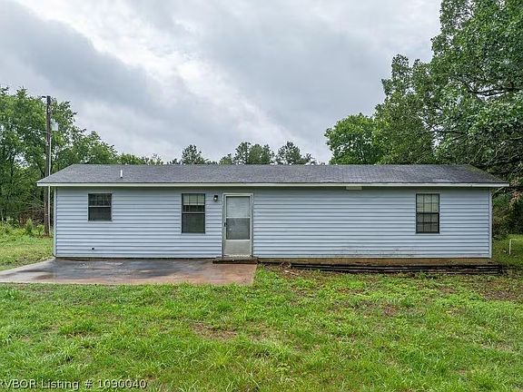 4th image of 1388 Diamond Rd