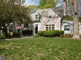 5112 Brookview Dr, Bethesda, MD 20816