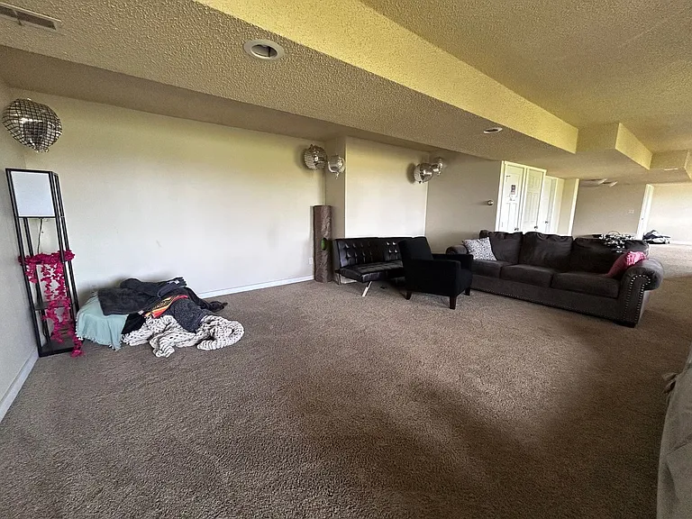 213 Bayside Rd — Photo 24