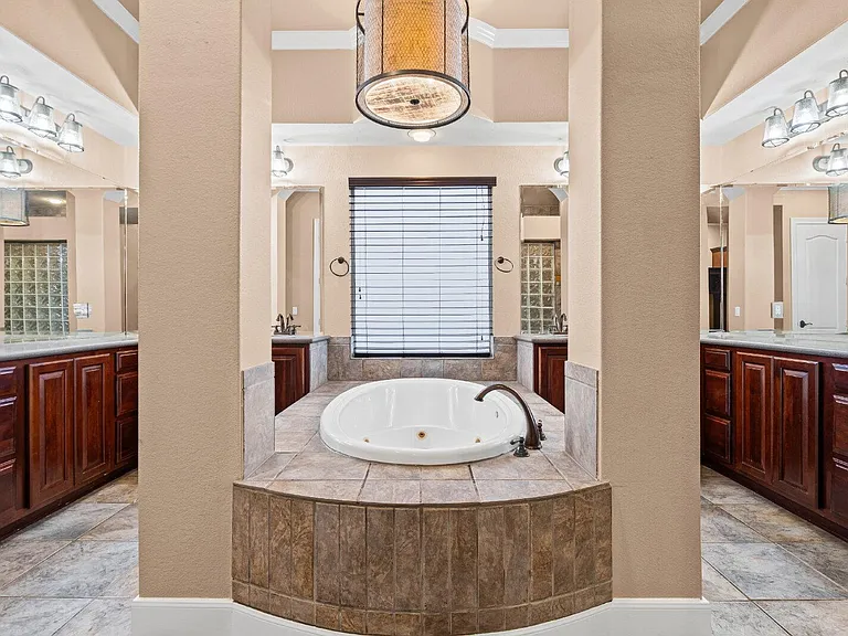 334 Blazing Star Dr — Photo 13