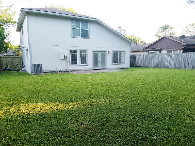 3019 Becket St — Photo 25
