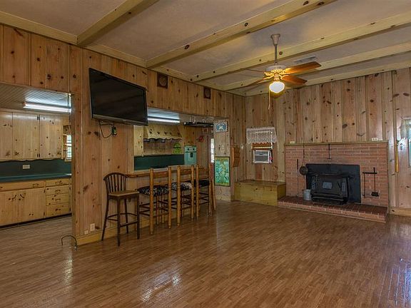 4th image of 3296 County Road 517