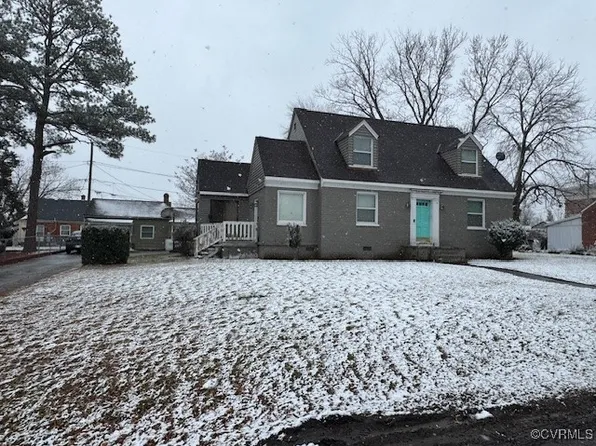 2103 Henderson Rd, Richmond, VA 23230