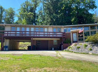 Skyline Ct, Irwin, PA 15642