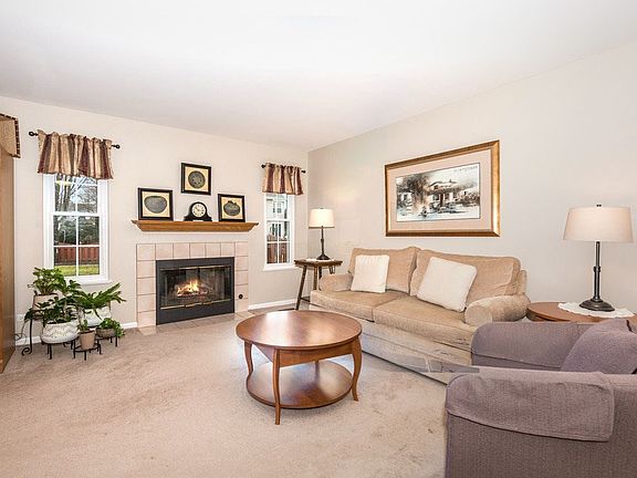 2nd image of 563 Tewksbury Cir