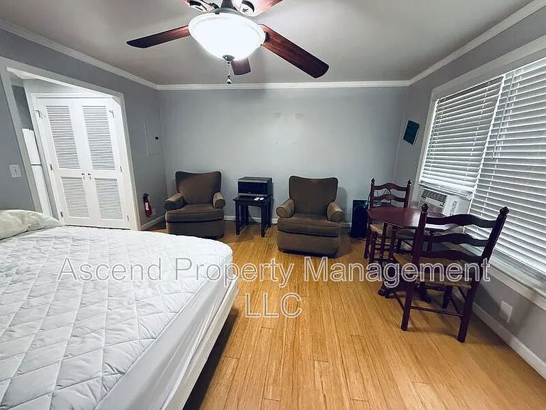49 Shirley Dr — Photo 2