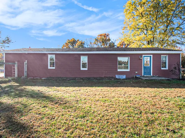 2840 Detroit Rd, Niles, MI 49120