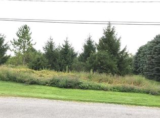 7239 Selden Rd, Le Roy, NY 14482