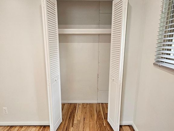 2nd bedroom closet