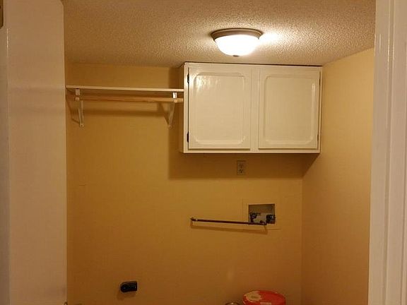 5th image of 3321 Acacia Dr