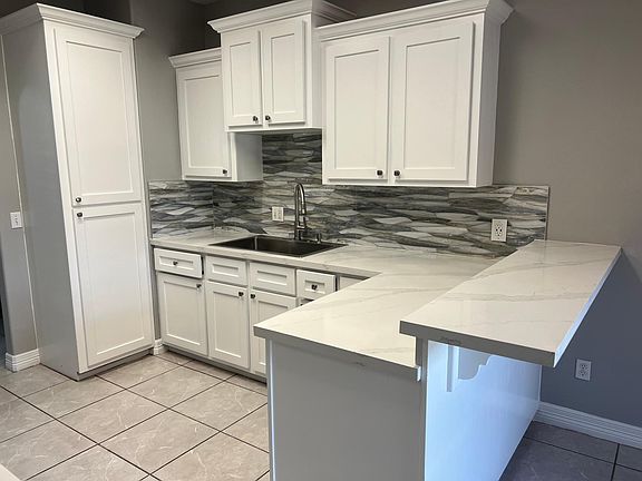 Newly Remodeled Kitchen