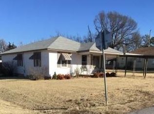 225 W Ash St, Carnegie, OK 73015