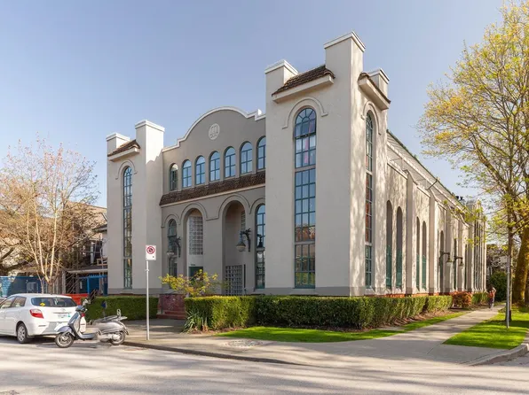 700 E Pender St #104, Vancouver, BC V6A 1V7