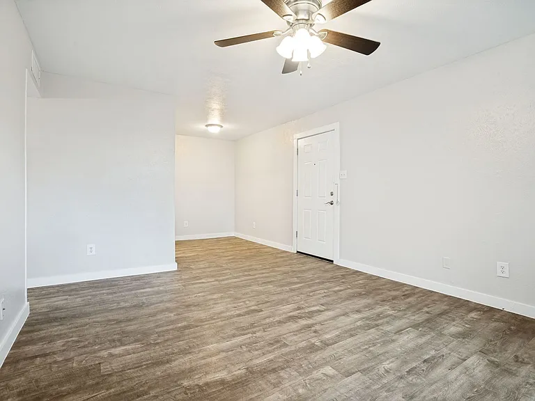 Gazebo Apartments (Denton, Tx) — Photo 23
