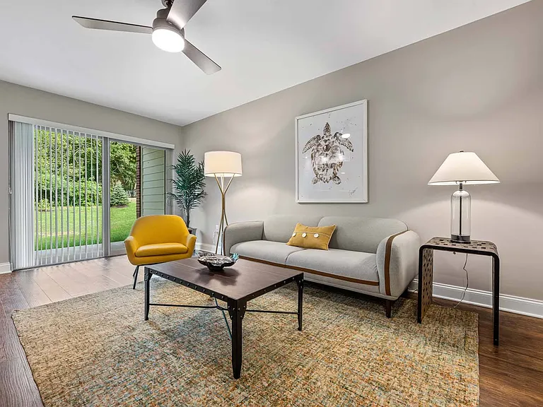 Severgn Apartments — Photo 7