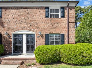 3725 Jamestown Cir, Raleigh, NC 27609