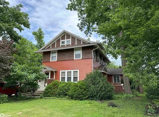 1520 West St, Grinnell, IA 50112