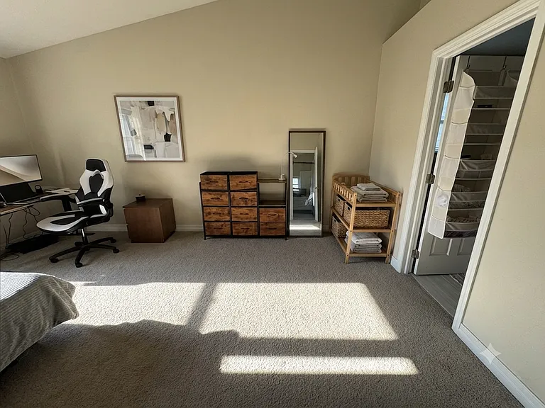8833 Meadow Grass Ln — Photo 20