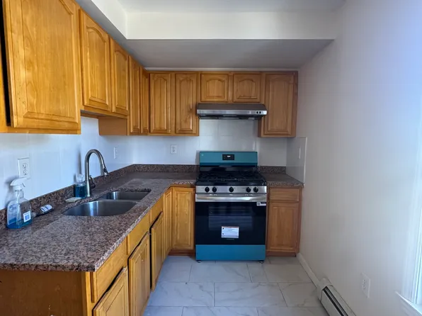 18 Coit St, Norwich, CT